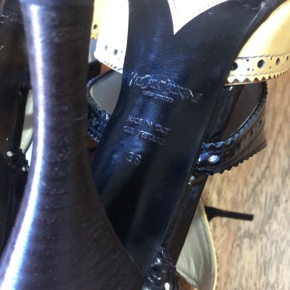 Yves Saint Laurent - Picture 6 of 7